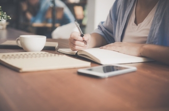 Masih Suka Menunda Pekerjaan? Simak Tips Melawannya