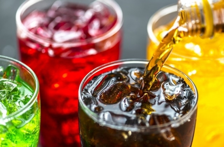 Ilustrasi minuman manis dan bersoda / pexels.com