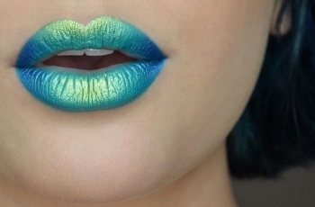 4 Produk Makeup yang Sebaiknya Nggak Kamu Gunakan Setiap Hari