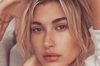 Ternyata Hailey Baldwin dan Justin Bieber Pakai Produk Sampo yang Sama