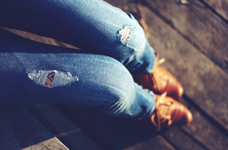 Begini Penampakan Jeans Super Panjang Seharga Rp 7 Jutaan