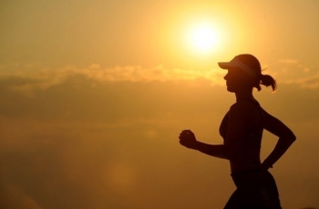 Olahraga Lari Banyak Manfaatnya, Apa Saja?