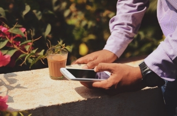 Chat Dianggurin? Balas Begini Saja