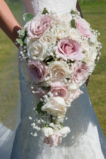Teardrop bouquets flowers / Pinterest.com