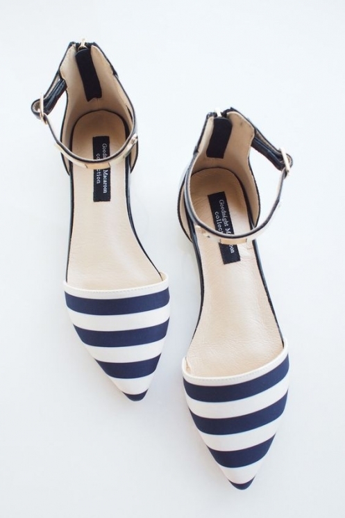 heels motif garis agar terlihat classy look/pinterest.com