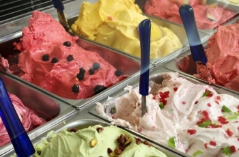 Es Krim dan Gelato, Lebih Sehat Mana?