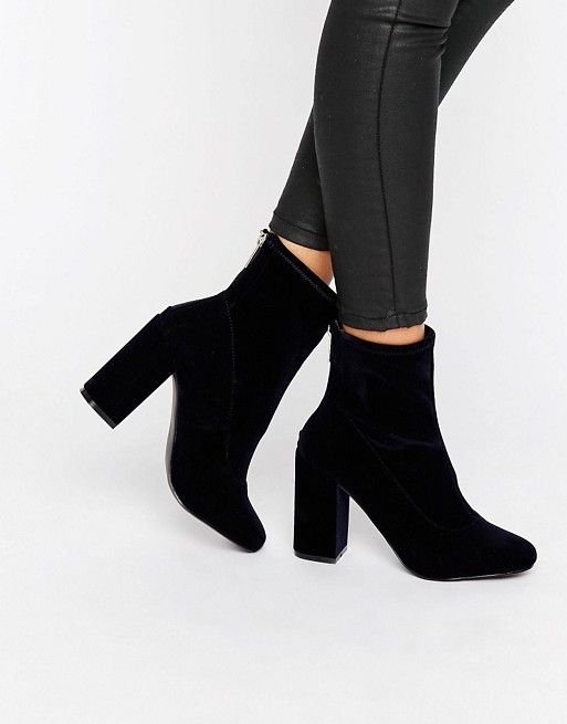 Ankle boots. (Pinterest)