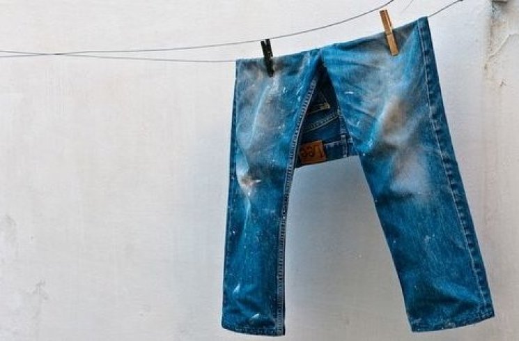 Celana jeans. (Pinterest)