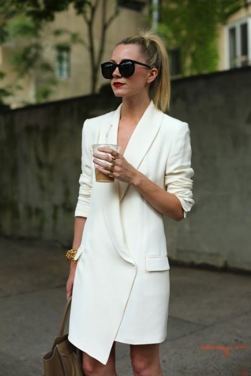 Ilustrasi dress putih. (Pinterest)