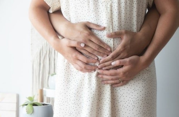 Embrio Tertukar saat Prosedur Bayi Tabung, Ibu Ini Lahirkan Anak Orang Lain