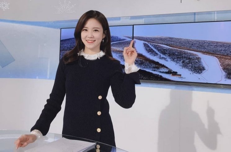 Cantiknya Jang Ye Won, Reporter Korea Selatan di Asian Games 2018