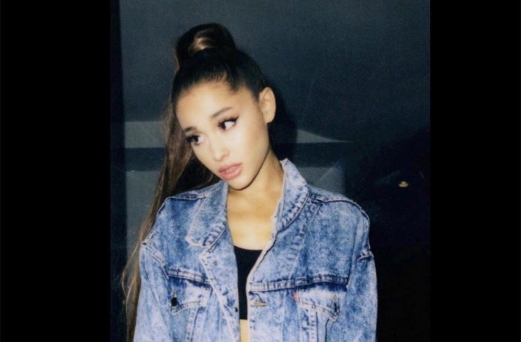 Gara-Gara Foto Editan, Ariana Grande Ngebet Jadi Member BLACKPINK