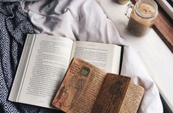 Baca Buku Perlu Jadi Rutinitas, Ini Alasannya
