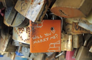 Romantis, Atlet Hongkong Melamar Kekasihnya di Asian Games 2018