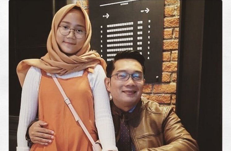 Ridwan Kamil dan putri kesayangannya, Camillia Laetitia Azzahra. (Instagram/@ridwankamil)