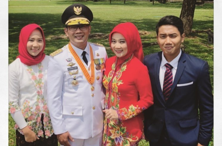 Ridwan Kamil, Atalia Praratya, Emil dan Zara. (Instagram/@ridwankamil)