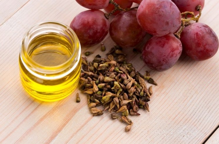 Grape seed oil. (Naturallivingideas)