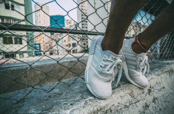 4 Tips Memilih Sepatu Lari yang Tepat dan Nyaman