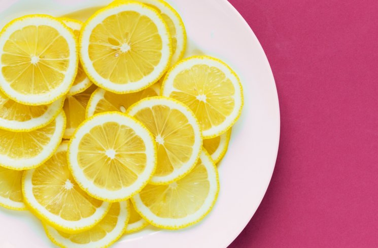 Ilustrasi buah lemon untuk perawatan wajah. (Unsplash/rawpixel)