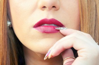 Bibir Hitam Bikin Nggak Pede, Ini 6 Tips Ampuh untuk Mengatasinya