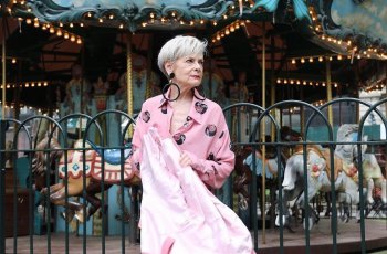 Intip Sosok Lyn Staler, Fashion Blogger Berusia 64 Tahun