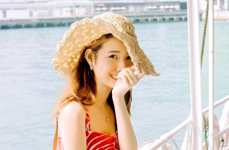 Penggunaan sunscreen bermanfaat melindungi kulit dari paparan sinar matahari. (Unsplash/qi bin)