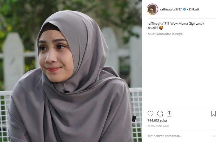Nagita Slavina pakai hijab. (Instagram/@raffinagita1717)