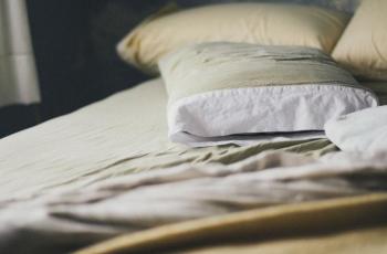 Jorok Banget, Wanita Ini Tidak Mencuci Bantal 10 Tahun Lamanya