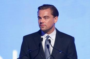 Niat Banget, Ada Netizen yang Bikin Grafik Mantan Pacar Leonardo DiCaprio