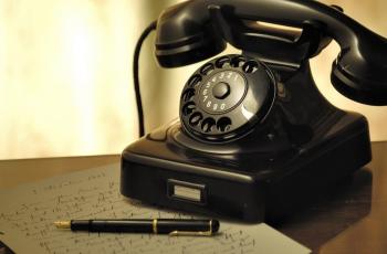 Ramalan Zodiak Kamis 24 Februari 2022: Pisces Dapat Telepon dari Mantan, Ada Apa?
