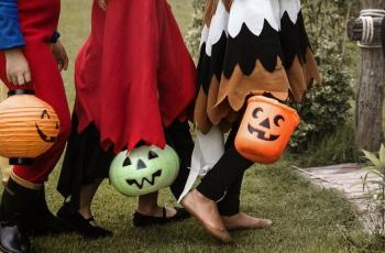 Intip Keseruan 5 Selebriti Indonesia dengan Kostum Halloween