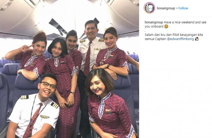 Seragam pramugari Lion Air. (Instagram/@lionairgroup)