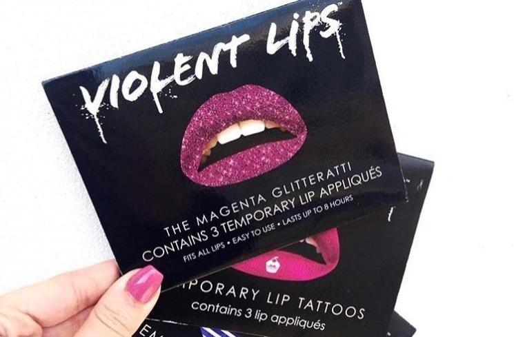 Temporary lip tattos. (Instagram/@violentlips)