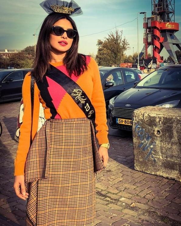 Pesta lajang Priyanka Chopra di Amsterdam. (Instagram/@priyankachopra)