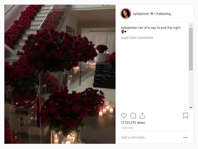 Rumah Kylie Jenner yang dipenuhi dengan Mawar. (Instagram/@kyliejenner)
