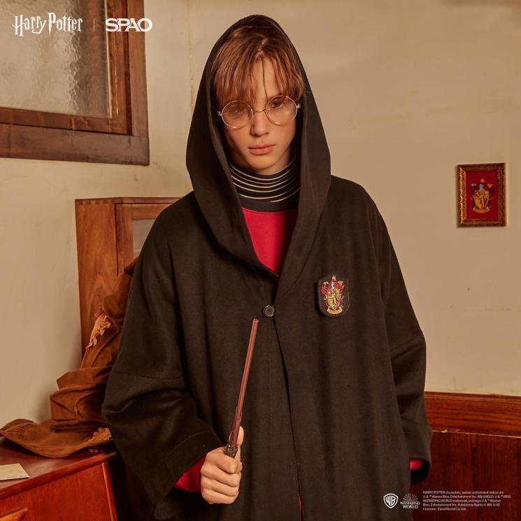 Koleksi spesial Harry Potter dari SPAO Korea.(Instagram/@spao_kr)