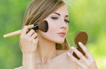 Viral Ilusi Optik Pakai Makeup Bikin Bingung, Satu Wajah Punya Dua Muka
