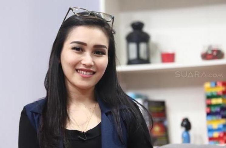 Ayu Ting Ting Liburan di Turki, Cantiknya Beda