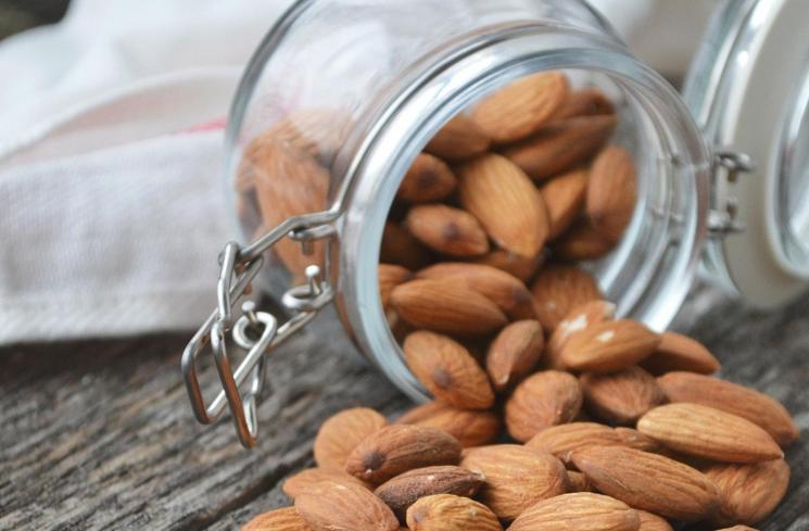 5 Makanan Ini Bikin Rambut Tumbuh Lebih Lebat, Apa Saja?