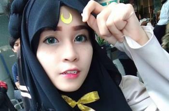 Bikin Gemas, Begini Imutnya Cosplayer Berhijab Asal Malaysia