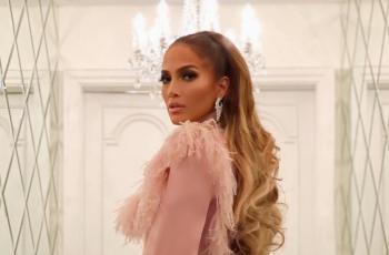 Kabar Gembira, Jennifer Lopez Akan Meluncurkan Lini Skincare