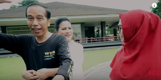 Ria Ricis ngvlog bareng Jokowi dan Iriana. (Youtube/Ricis Official)