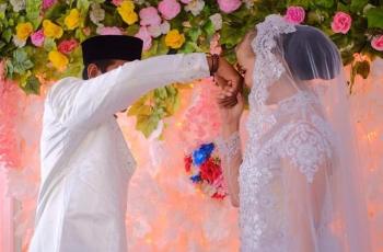 Tambah Lagi, Bule Cantik Nikah dengan Cowok Indonesia