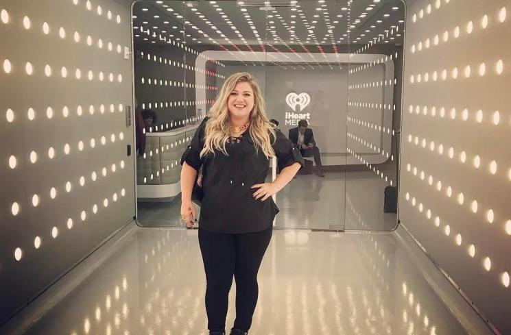 Susut 37 Kg, Kelly Clarkson Ternyata Diet dengan Pola Ini