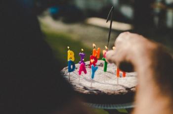 7 Arti Mimpi Hadiah Ulang Tahun, Siap-Siap Dapat Kabar Baik