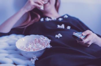 Ngeluh Kehabisan Tiket Avengers: Endgame, 2 Perempuan Cantik Ini Jadi Viral