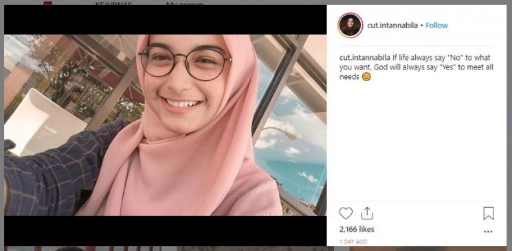 Cut Nabila, hijabers yang mirip Shireen Sungkar. (Instagram/@cut.intannabila)