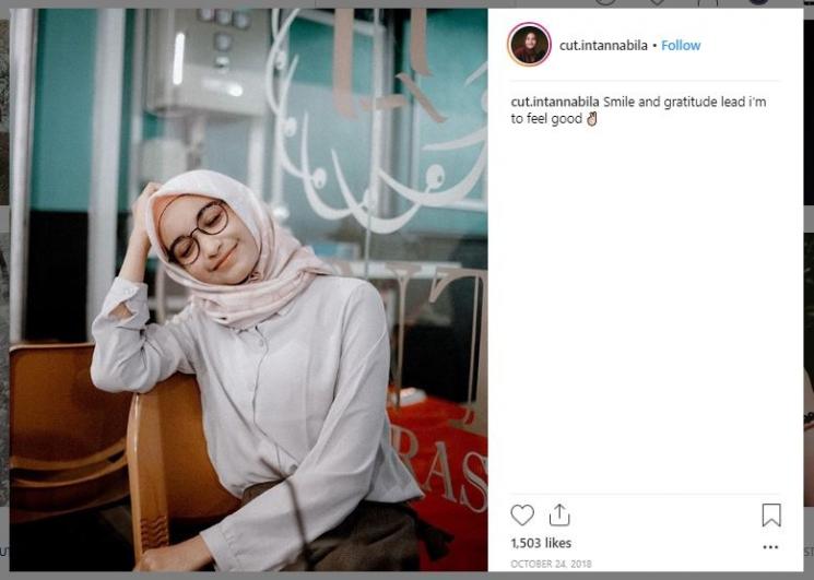 Cut Nabila, hijabers yang mirip Shireen Sungkar. (Instagram/@cut.intannabila)