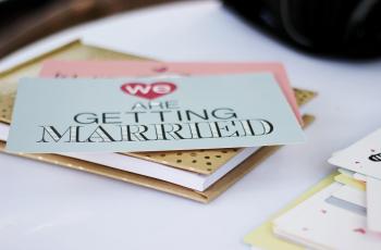 Viral Ide Undangan Pernikahan Simpel Tapi Unik, Cuma Pakai Filter Foto Ini