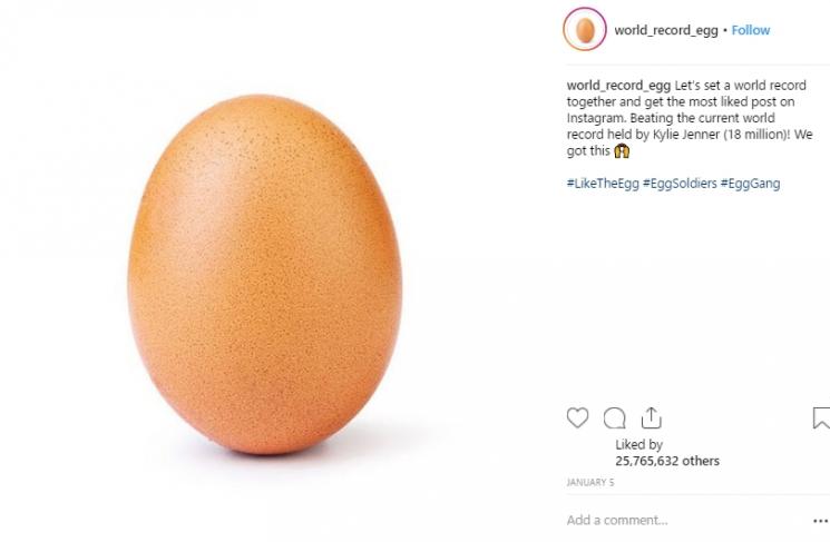 Foto telur yang kalahkan Kylie Jenner di Instagram. (Instagram/@world_record_egg)